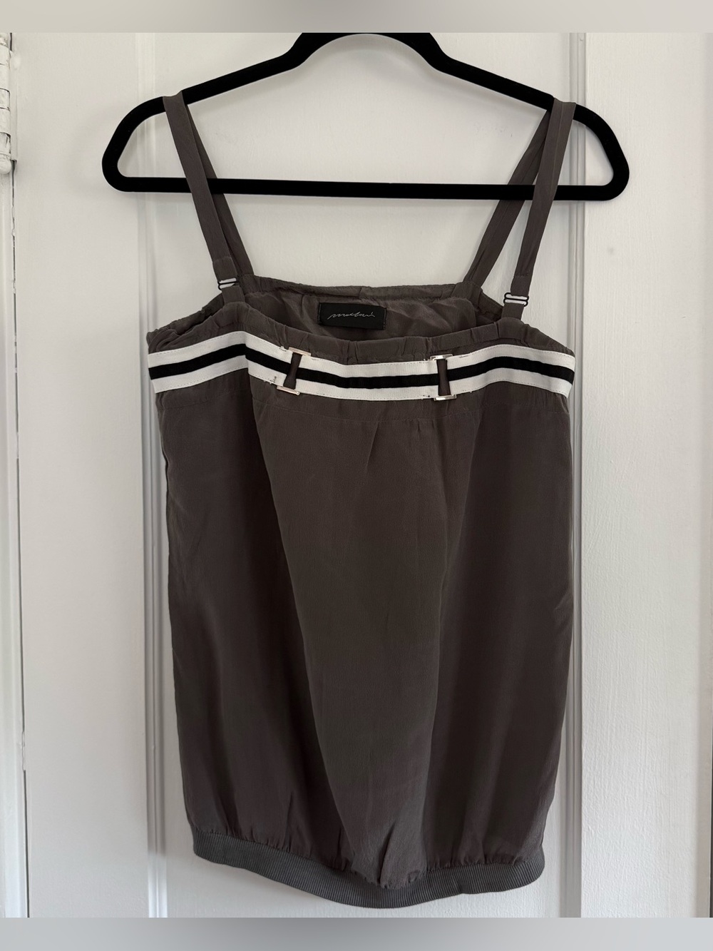 Y2K Made in Italy 100% Silk Cami Top Gray White Black Ribbon Trim Size 42 10/12